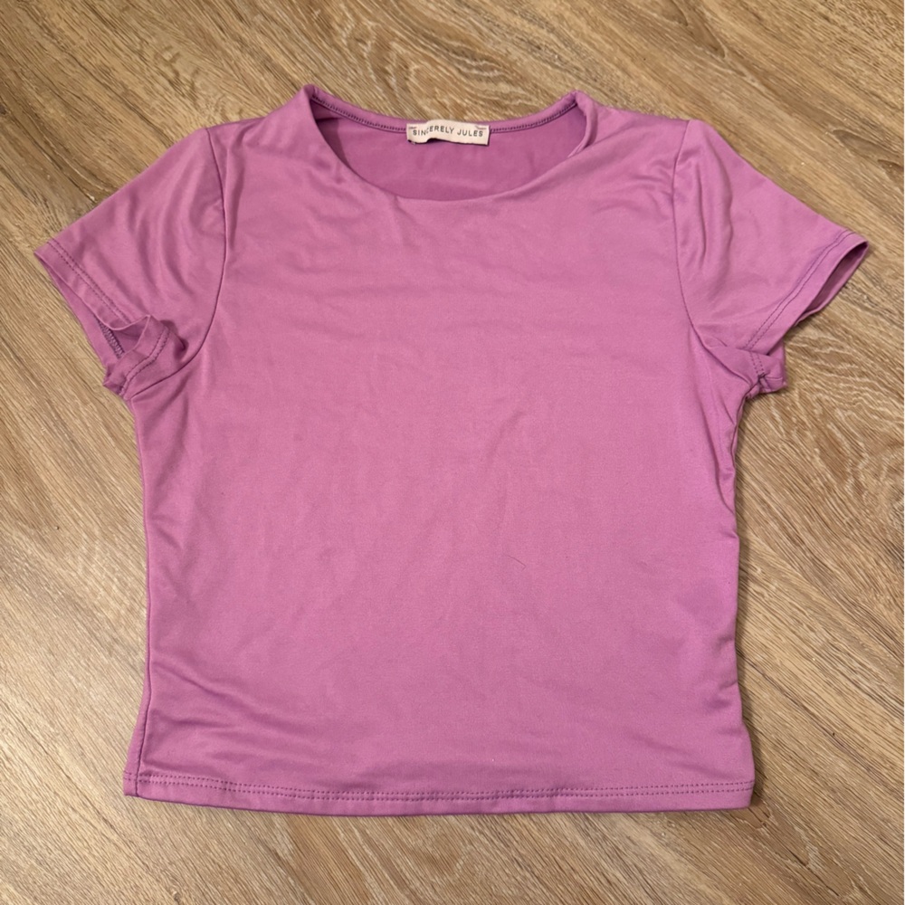 purple fitted crop top